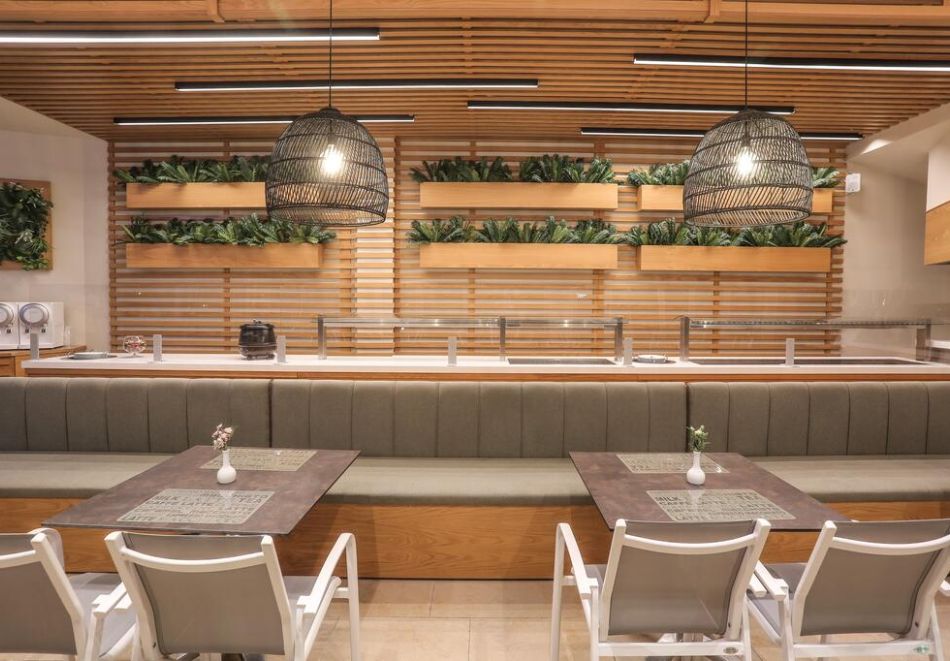 На 200м. от плажа в Пефкохори, Гърция: Нощувка на човек със закуска и вечеря + басейн в хотел Anna Maria Paradise***, снимка 17