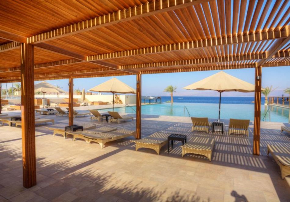 На първа линия в Акаба, Йордания за 8-ми март: Полет от София + 7 нощувки на човек със закуски в Grand Tala Bay Resort Premium 5*. Възможност за посещение на град Петра и сафари в пустинята Уади Рум, снимка 10