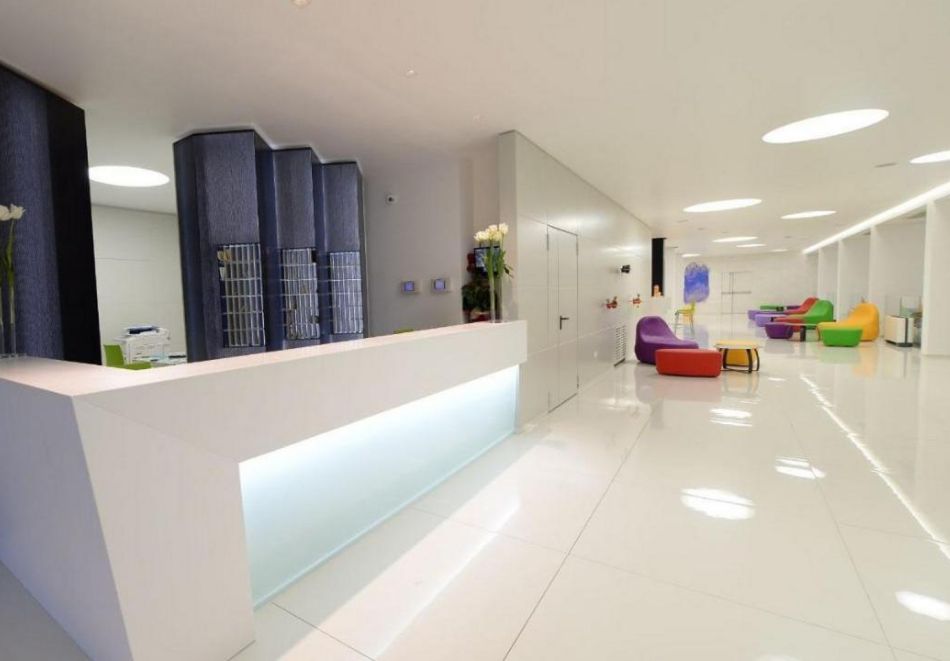 На първа линия в Бая Домиция, Кампания, Италия: Полет от София + 7 нощувки на човек със закуски и вечери в хотел Giulivo Lux 4*  + басейн и частен плаж, снимка 7