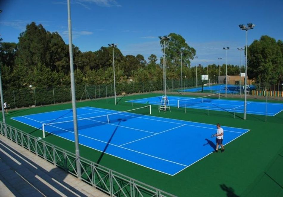 На 250м. от плажа в Пулия, Италия + обиколка на Бари: Полет от София + 7 нощувки на човек със закуски и вечери в Akiris Resort 4*, снимка 10