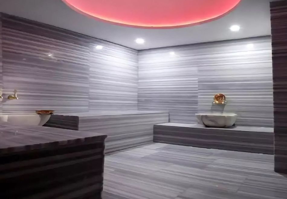 На 200м. от плажа в Бодрум, Турция: Самолетен билет от София + 7 нощувки на човек на база All Inclusive в Roseira Beach Resort 4*, снимка 6