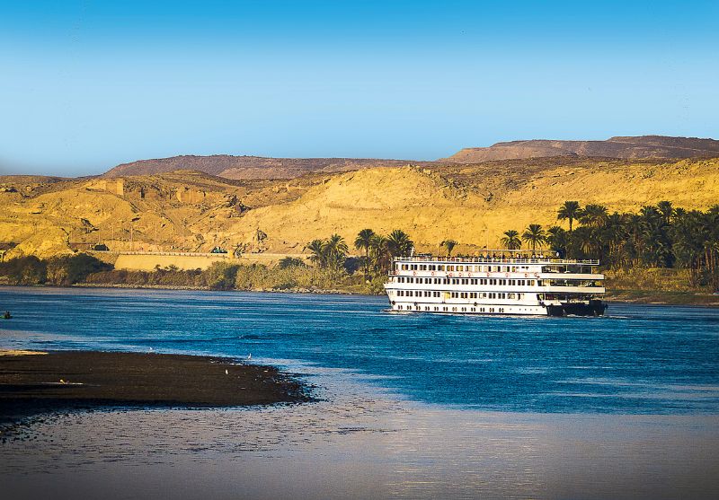 Круиз по р. Нил от Кайро, Египет: Полет от София + 3 нощувки на човек на круизен кораб + 2 нощувки в Хургада + 2 нощувки в Кайро + посещение на Пирамидите, Сфинкса и Националния Египетски музей, снимка 3