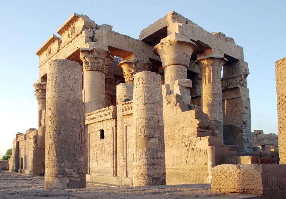 Круиз по р. Нил от Кайро, Египет: Полет от София + 3 нощувки на човек на круизен кораб + 2 нощувки в Хургада + 2 нощувки в Кайро + посещение на Пирамидите, Сфинкса и Националния Египетски музей, снимка 10