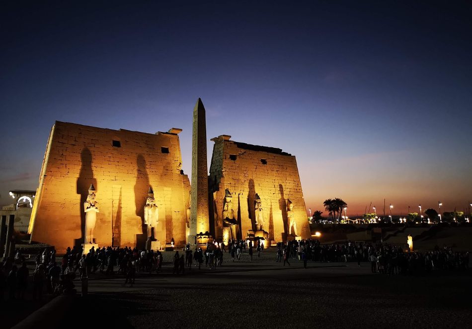 Круиз по р. Нил от Кайро, Египет: Полет от София + 3 нощувки на човек на круизен кораб + 2 нощувки в Хургада + 2 нощувки в Кайро + посещение на Пирамидите, Сфинкса и Националния Египетски музей, снимка 14