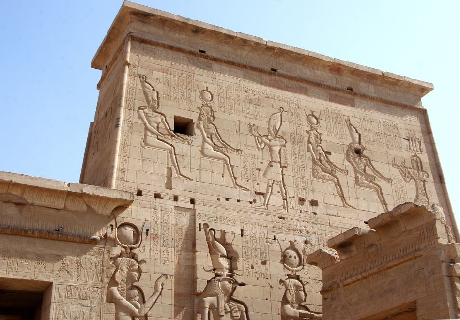 Круиз по р. Нил от Кайро, Египет: Полет от София + 3 нощувки на човек на круизен кораб + 2 нощувки в Хургада + 2 нощувки в Кайро + посещение на Пирамидите, Сфинкса и Националния Египетски музей, снимка 9