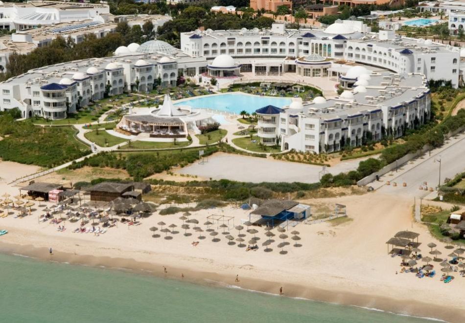 Петзвездна промо оферта на първа линия в Хамамет, Тунис: Полет от София + 7 All inclusive нощувки на човек в Golden Tulip Taj Sultan Premium 5*, снимка 2