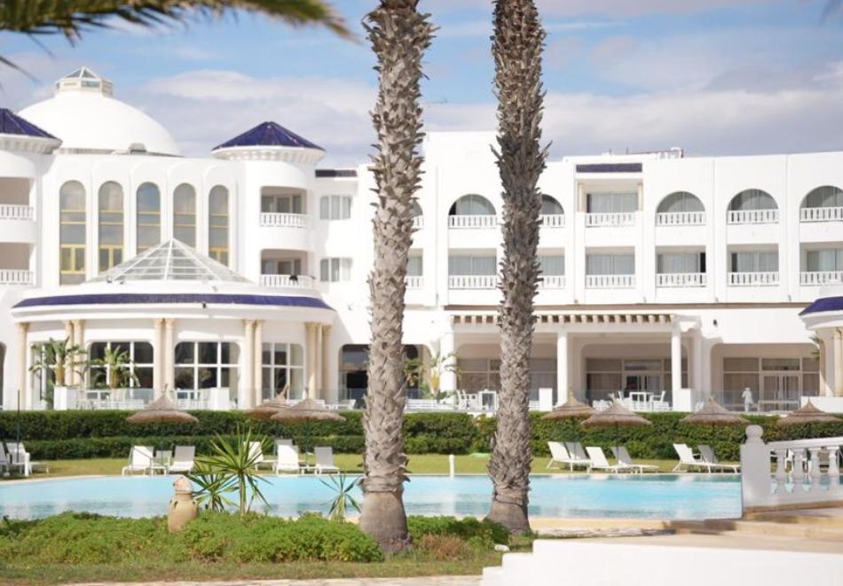 Петзвездна промо оферта на първа линия в Хамамет, Тунис: Полет от София + 7 All inclusive нощувки на човек в Golden Tulip Taj Sultan Premium 5*, снимка 3