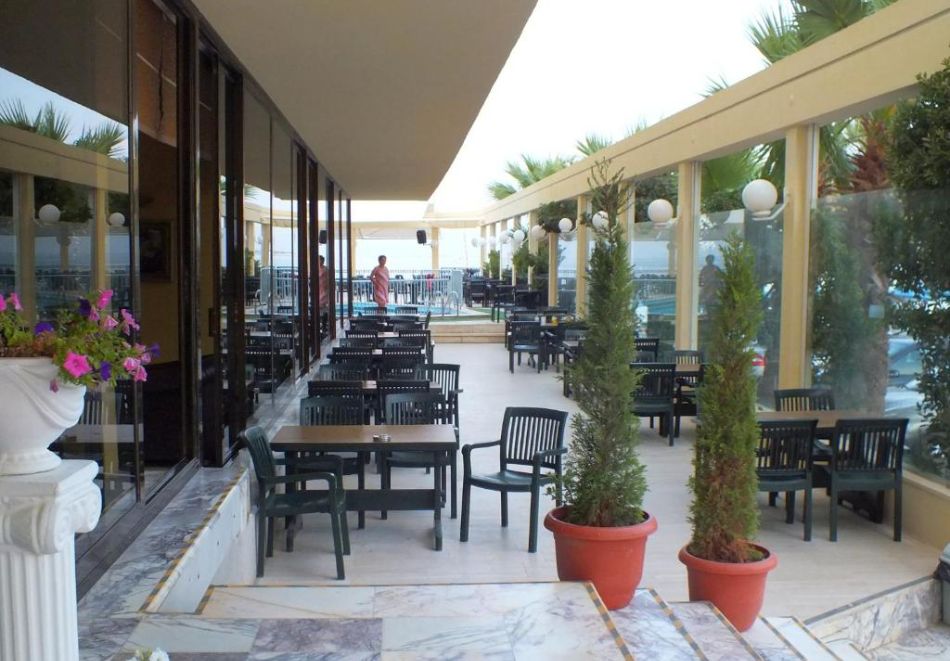 На първа линия в Дидим, Турция: Полет от София + 7 All Inclusive нощувки на човек в TUNTAS BEACH HOTEL, снимка 6