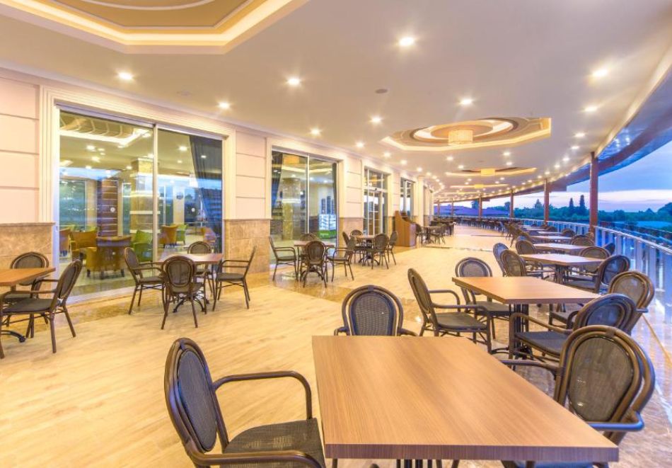 На първа линия в Алания, Турция: Автобусен транспорт + 7 нощувки на човек на база Ultra All Inclusive в хотел Lonicera Resort & Spa 5*. Дете до 13.99г. безплатно!, снимка 10