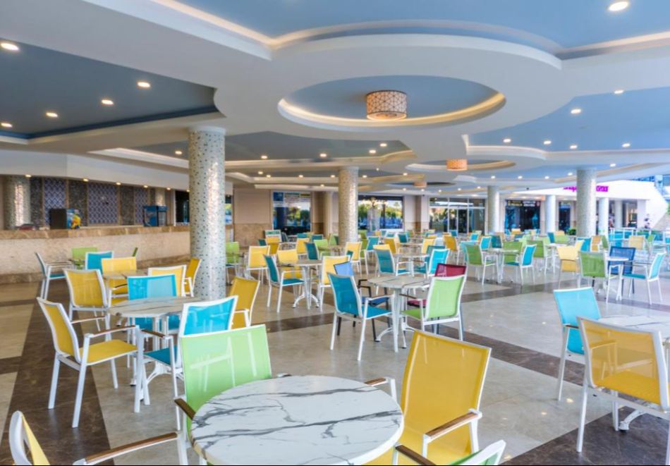 На първа линия в Алания, Турция: Автобусен транспорт + 7 нощувки на човек на база Ultra All Inclusive в хотел Lonicera Resort & Spa 5*. Дете до 13.99г. безплатно!, снимка 11