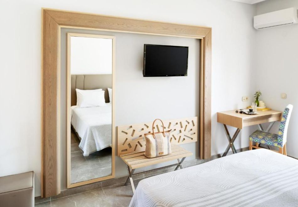 На 300м. от плажа в Псакудия, Гърция: Нощувка на човек със закуска и вечеря + басейн в хотел Philoxenia****, Ситония, снимка 11