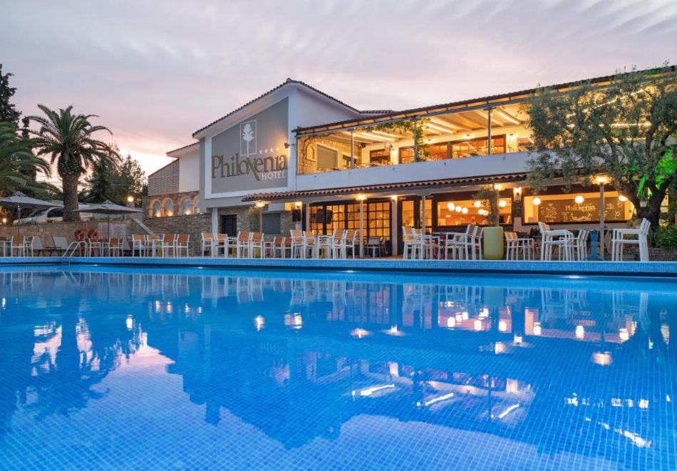 На 300м. от плажа в Псакудия, Гърция: Нощувка на човек със закуска и вечеря + басейн в хотел Philoxenia****, Ситония, снимка 6