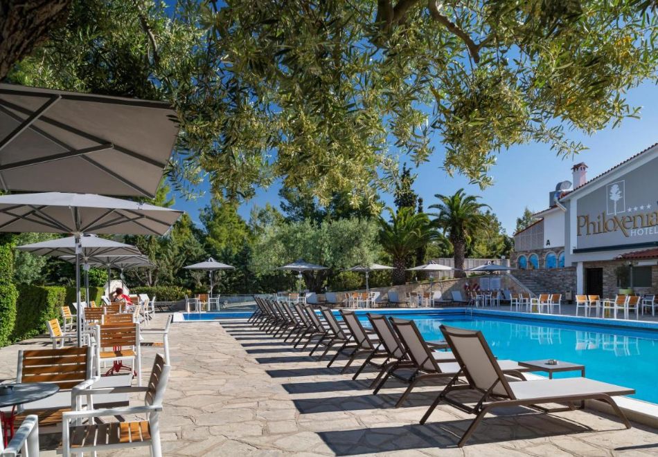 На 300м. от плажа в Псакудия, Гърция: Нощувка на човек със закуска и вечеря + басейн в хотел Philoxenia****, Ситония, снимка 9