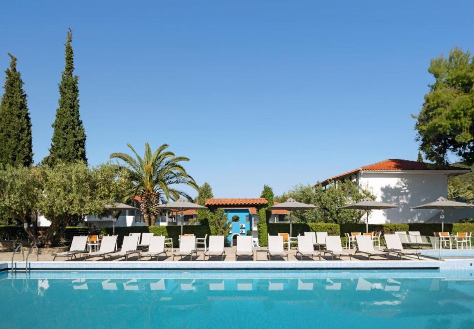 На 300м. от плажа в Псакудия, Гърция: Нощувка на човек със закуска и вечеря + басейн в хотел Philoxenia****, Ситония, снимка 8