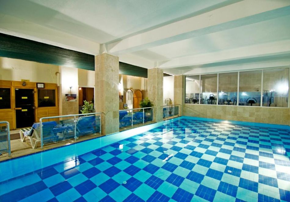 На първа линия в Кушадасъ, Турция: Автобусен транспорт + 7 All Inclusive нощувки на човек в Arora Hotel 4*, снимка 6