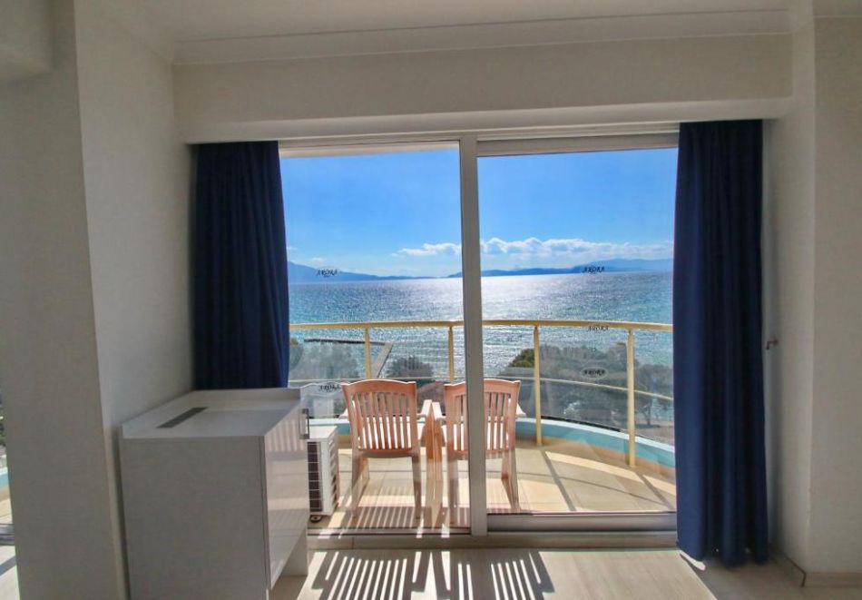 На първа линия в Кушадасъ, Турция: Автобусен транспорт + 7 All Inclusive нощувки на човек в Arora Hotel 4*, снимка 11