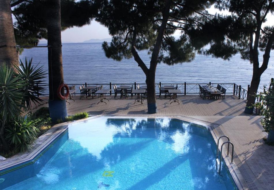 На първа линия в Кушадасъ, Турция: Автобусен транспорт + 7 All Inclusive нощувки на човек в Arora Hotel 4*, снимка 4