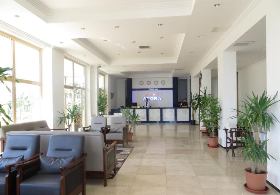 На първа линия в Кушадасъ, Турция: Автобусен транспорт + 7 All Inclusive нощувки на човек в Arora Hotel 4*, снимка 15