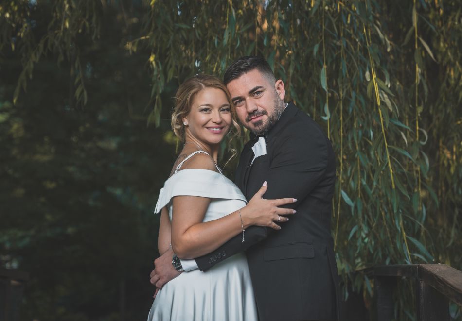 Професионална сватбена фотосесия до 2 часа и локация по избор от Артмейд Студио, София, снимка 6