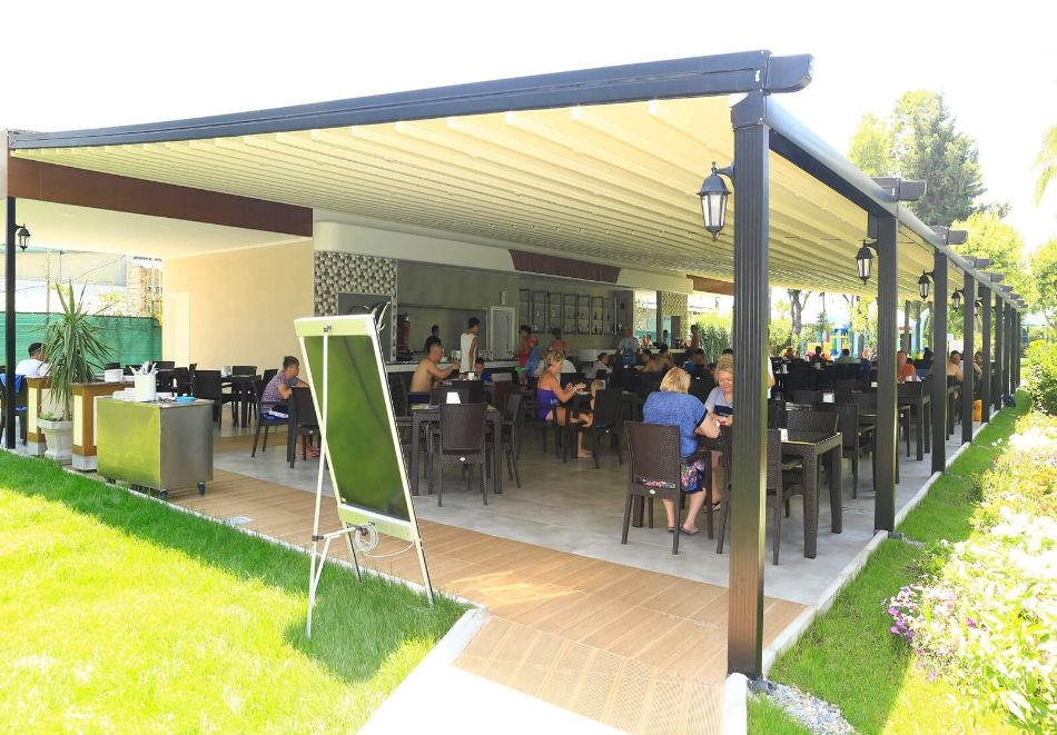 На първа линия в Алания, Турция: Автобусен транспорт + 7 Ultra All Inclusive нощувки на човек в INSULA RESORT 5*. Дeте до 11.99г. - БЕЗПЛАТНО, снимка 9