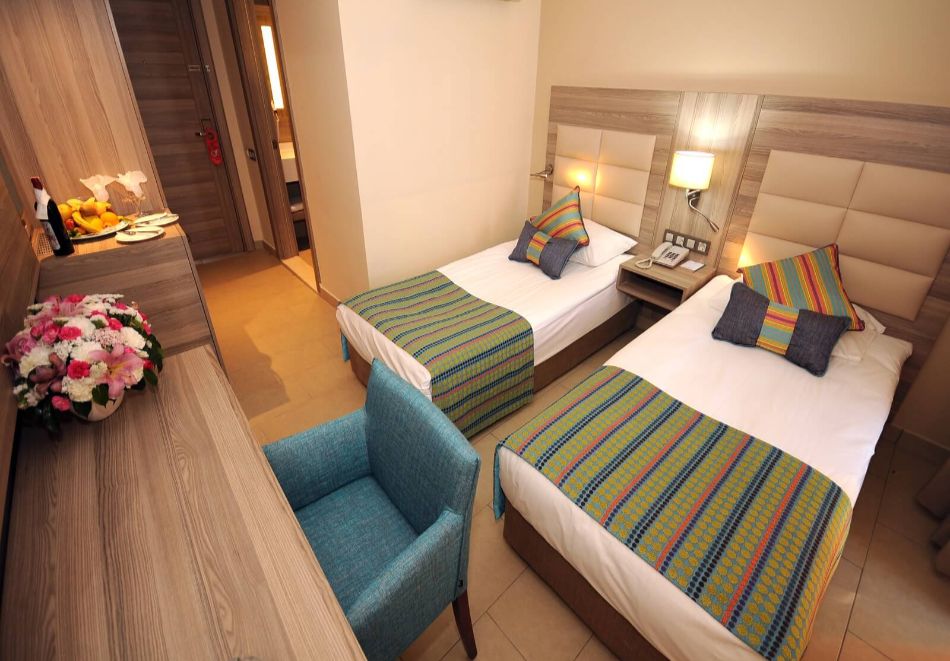 На първа линия в Алания, Турция: Автобусен транспорт + 7 Ultra All Inclusive нощувки на човек в INSULA RESORT 5*. Дeте до 11.99г. - БЕЗПЛАТНО, снимка 7