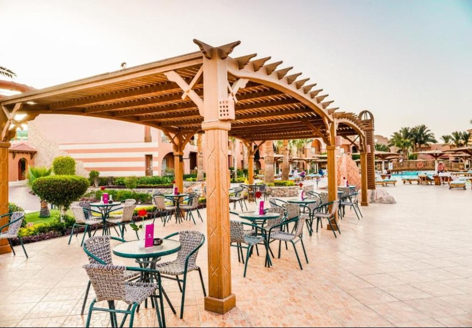 Промо оферта през април в Шарм ел Шейх, Египет: Полет от София + 7 нощувки на човек на база All Inclusive в Charmillion Gardens Aqua Park 5*, снимка 14