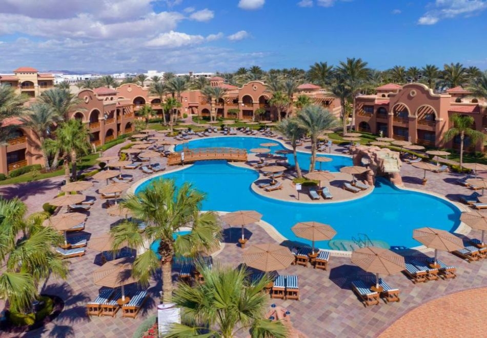 Промо оферта през април в Шарм ел Шейх, Египет: Полет от София + 7 нощувки на човек на база All Inclusive в Charmillion Gardens Aqua Park 5*, снимка 3