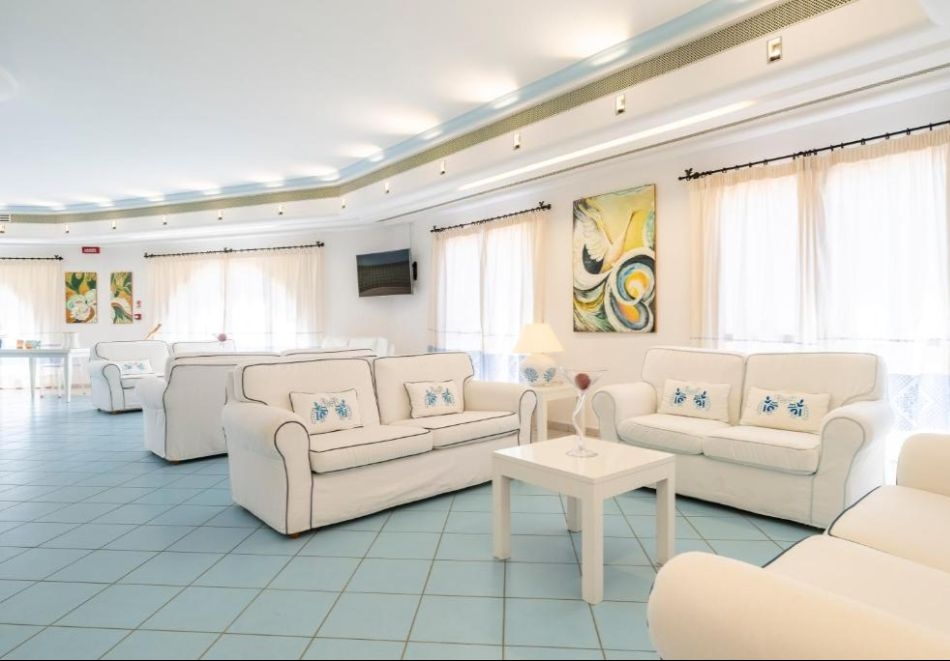 Почивка в тюркоазена Сардиния, Италия: Полет от София + 7 нощувки на човек на база All Inclusive Soft в Calla Della Torre Superior 4*, снимка 10