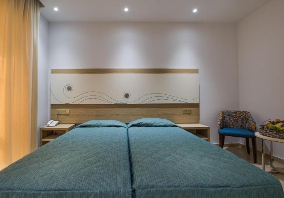 Почивка на 100м. от плажа в Агия Напа, Кипър: Полет от София + 7 нощувки на човек със закуски или закуски и вечери в STAMATIA HOTEL, снимка 5