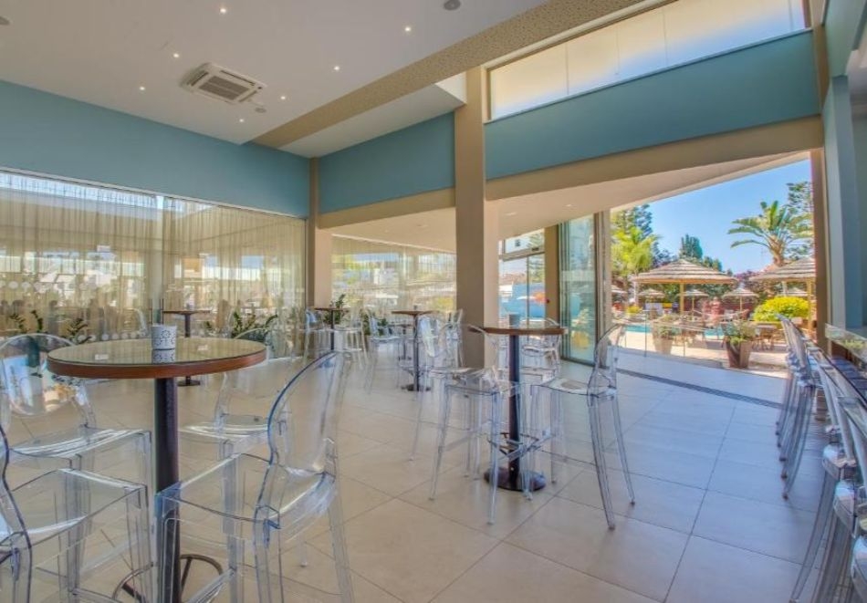 Почивка на 100м. от плажа в Агия Напа, Кипър: Полет от София + 7 нощувки на човек със закуски или закуски и вечери в STAMATIA HOTEL, снимка 10