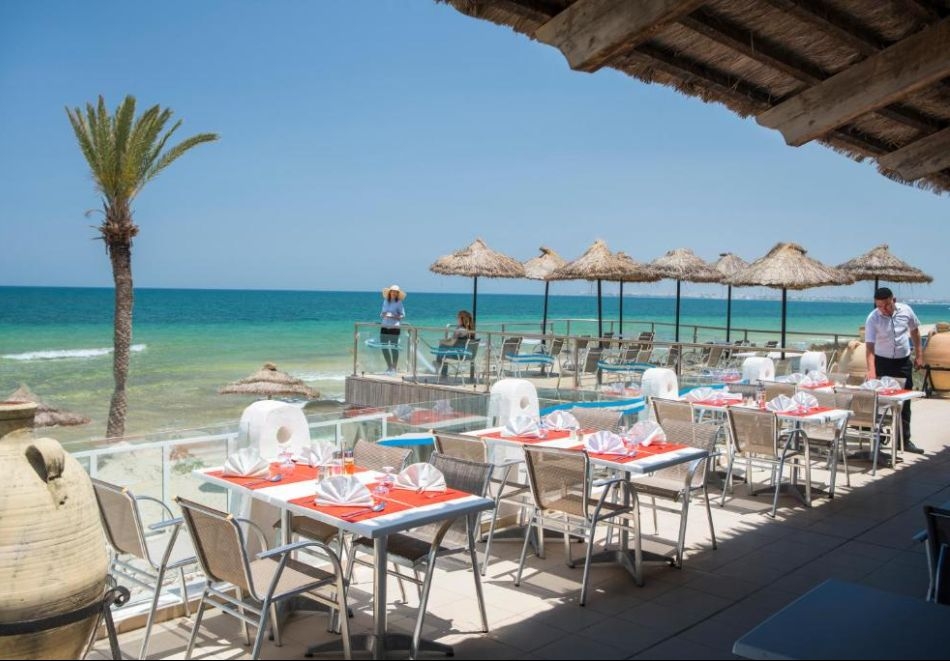 На първа линия в Монастир, Тунис: Полет от София + 7 нощувки на човек на база All Inclusive в хотел SHEMS HOLIDAY VILLAGE & AQUAPARK, снимка 10