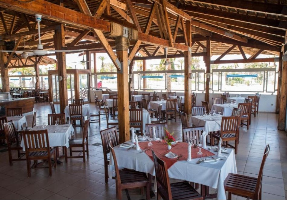 На първа линия в Монастир, Тунис: Полет от София + 7 нощувки на човек на база All Inclusive в хотел SHEMS HOLIDAY VILLAGE & AQUAPARK, снимка 8