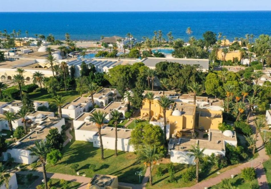 На първа линия в Монастир, Тунис: Полет от София + 7 нощувки на човек на база All Inclusive в хотел SHEMS HOLIDAY VILLAGE & AQUAPARK, снимка 2