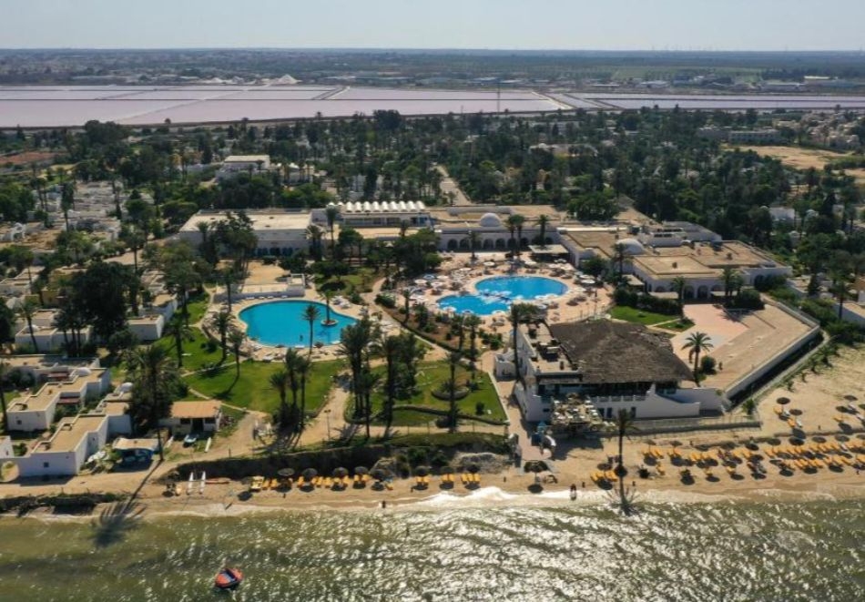 На първа линия в Монастир, Тунис: Полет от София + 7 нощувки на човек на база All Inclusive в хотел SHEMS HOLIDAY VILLAGE & AQUAPARK, снимка 3