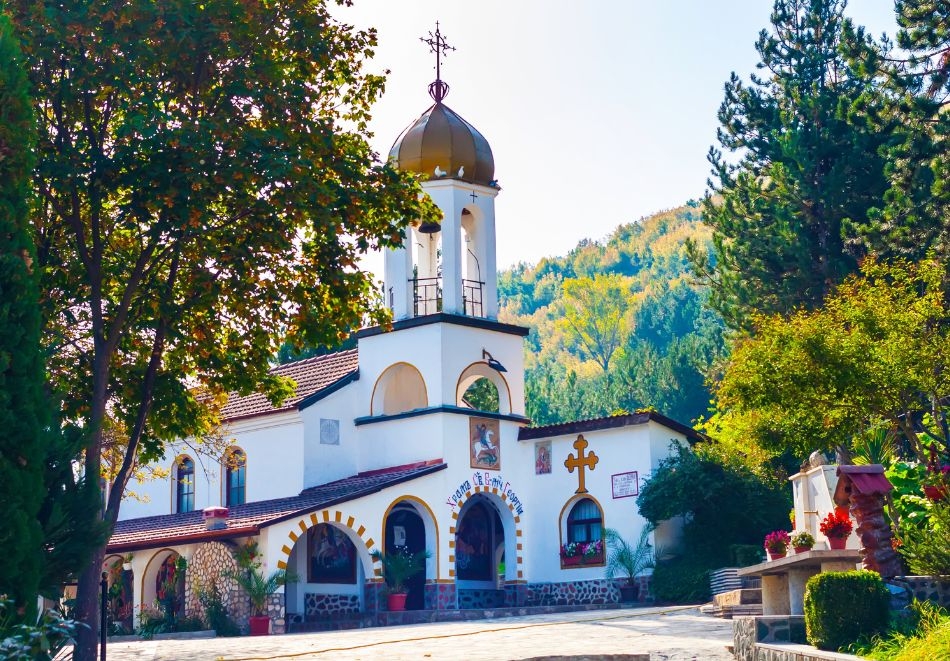 Екскурзия до Банско, Гоце Делчев, Лещен и Ковачица: Автобусен транспорт от София или Плевен + 1 нощувка със закуска на човек, снимка 6