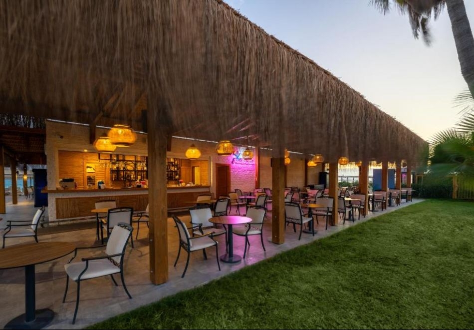 Петзвездна почивка на първа линия в Белек, Турция: Полет от Варна + 7 нощувки на човек на база Ultra All Inclusive в LUNA VISTA BELEK 5*, снимка 16