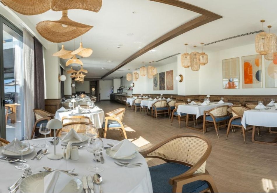 Петзвездна почивка на първа линия в Белек, Турция: Полет от Варна + 7 нощувки на човек на база Ultra All Inclusive в LUNA VISTA BELEK 5*, снимка 9