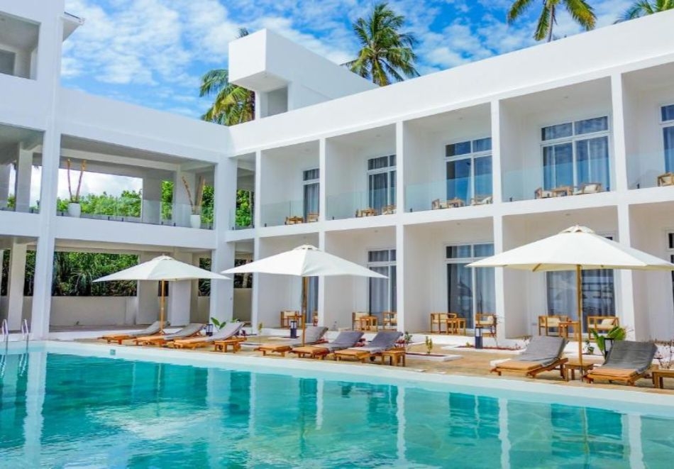 На първа линия в AHG SUN BAY MLILILE BEACH HOTEL 4*, Занзибар: Самолетен билет от София + 7 нощувки на човек със закуски, обеди и вечери, снимка 12