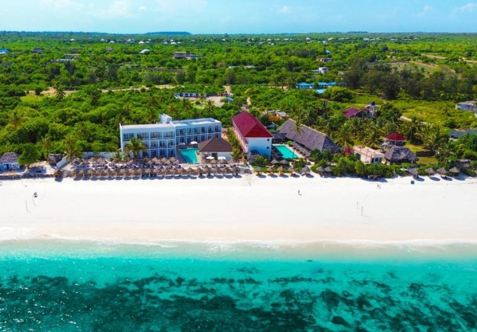 На първа линия в AHG SUN BAY MLILILE BEACH HOTEL 4*, Занзибар: Самолетен билет от София + 7 нощувки на човек със закуски, обеди и вечери, снимка 2