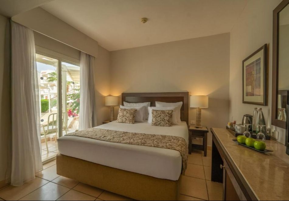 Почивка в Шарм ел Шейх, Египет: Полет от София + 7 нощувки на човек на база All inclusive в JAZ NEO SHARKS BAY 4*, снимка 4