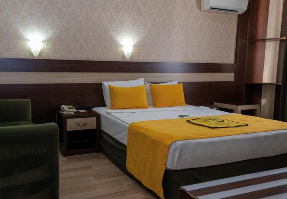 На първа линия в Алания, Турция: Автобусен транспорт + 7 нощувки на човек на база Ultra Аll Inclusive + басейни в в LONICERA WORLD 4*. Дете до 13.99г. БЕЗПЛАТНО!, снимка 9