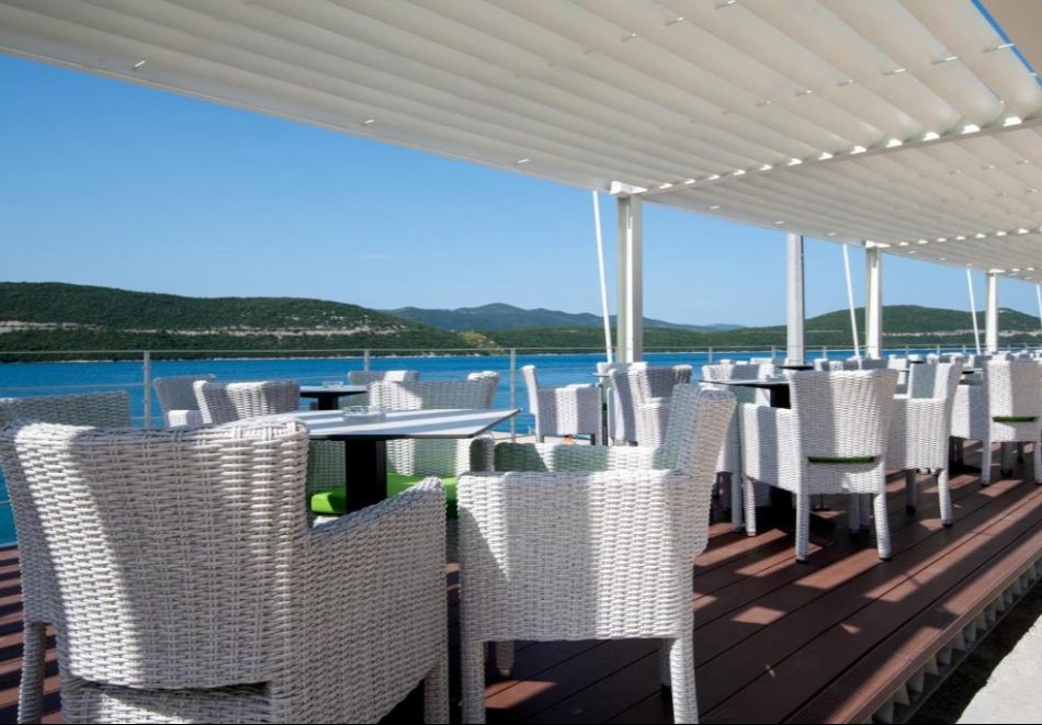 Последни места за Великден до Босна и Херцеговина: Полет от София + 3 нощувки на човек със закуски и вечери в хотел Vapore 4* + екскурзия до Мостар и водопадите Кравиц, снимка 7