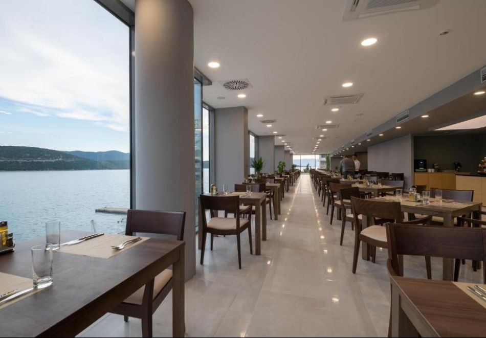 Последни места за Великден до Босна и Херцеговина: Полет от София + 3 нощувки на човек със закуски и вечери в хотел Vapore 4* + екскурзия до Мостар и водопадите Кравиц, снимка 5