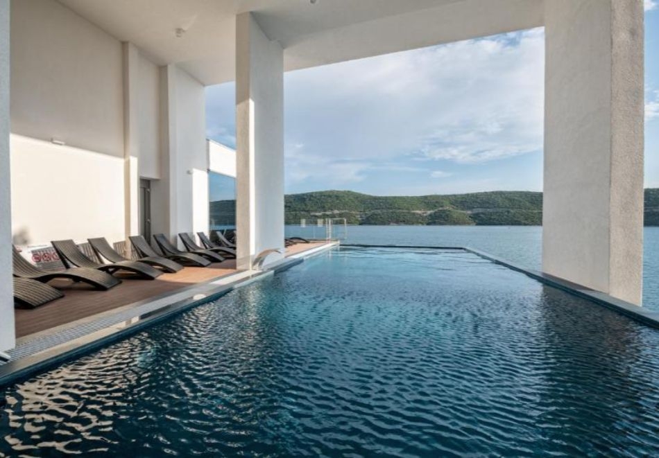 Последни места за Великден до Босна и Херцеговина: Полет от София + 3 нощувки на човек със закуски и вечери в хотел Vapore 4* + екскурзия до Мостар и водопадите Кравиц, снимка 2