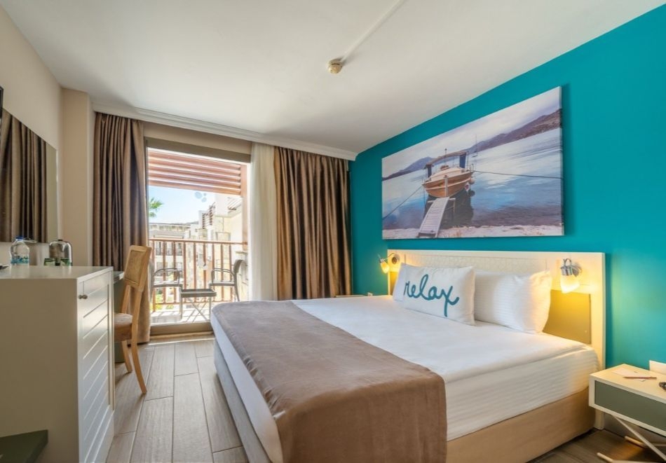 На първа линия в Бодрум, Турция: Самолетен билет от София + 7 Ultra All Inclusive нощувки на човек в Green Bay Luxury 5*, снимка 11