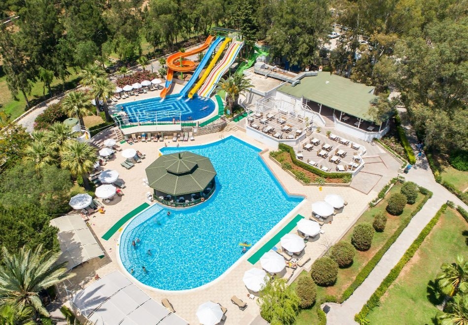 На първа линия в Бодрум, Турция: Самолетен билет от София + 7 Ultra All Inclusive нощувки на човек в Green Bay Luxury 5*, снимка 6