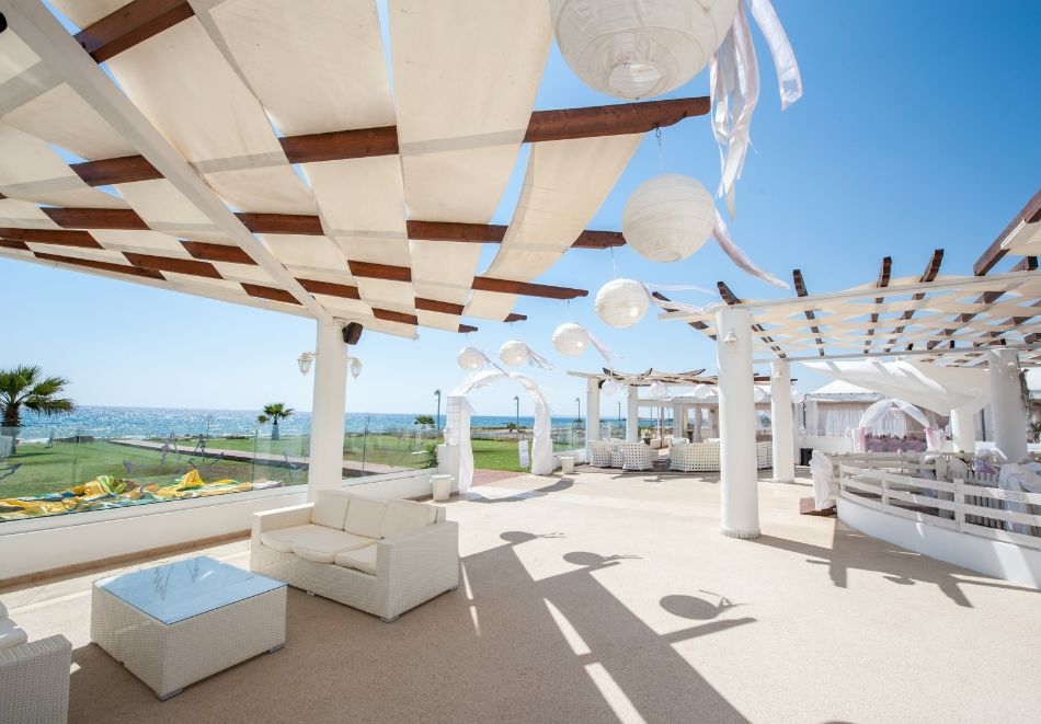 На първа линия в Агия Напа, Кипър: Полет от София + 7 нощувки на човек със закуски и вечери в PIERE ANNE BEACH HOTEL, снимка 14