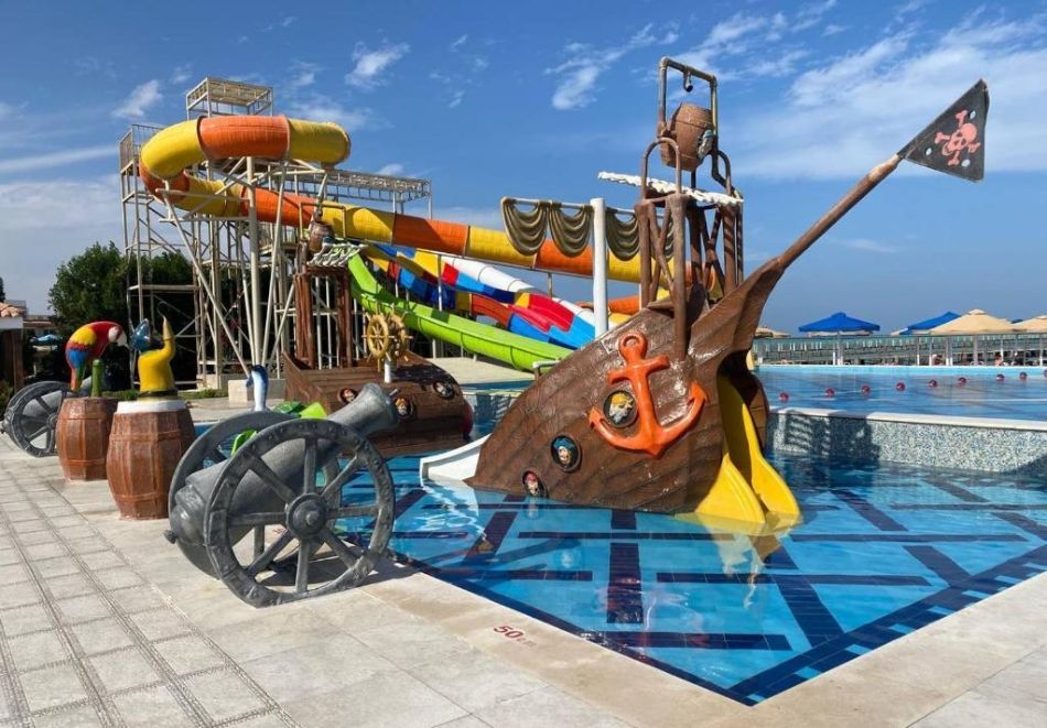 Екскурзия до Кайро и Хургада, Египет: Полет от София + 6 нощувки на човек на All Inclusive в BELLAGIO BEACH RESORT & SPA 5* + 1 нощувка със закуска и вечеря + посещение на пирамидите и Историческия музей, снимка 3