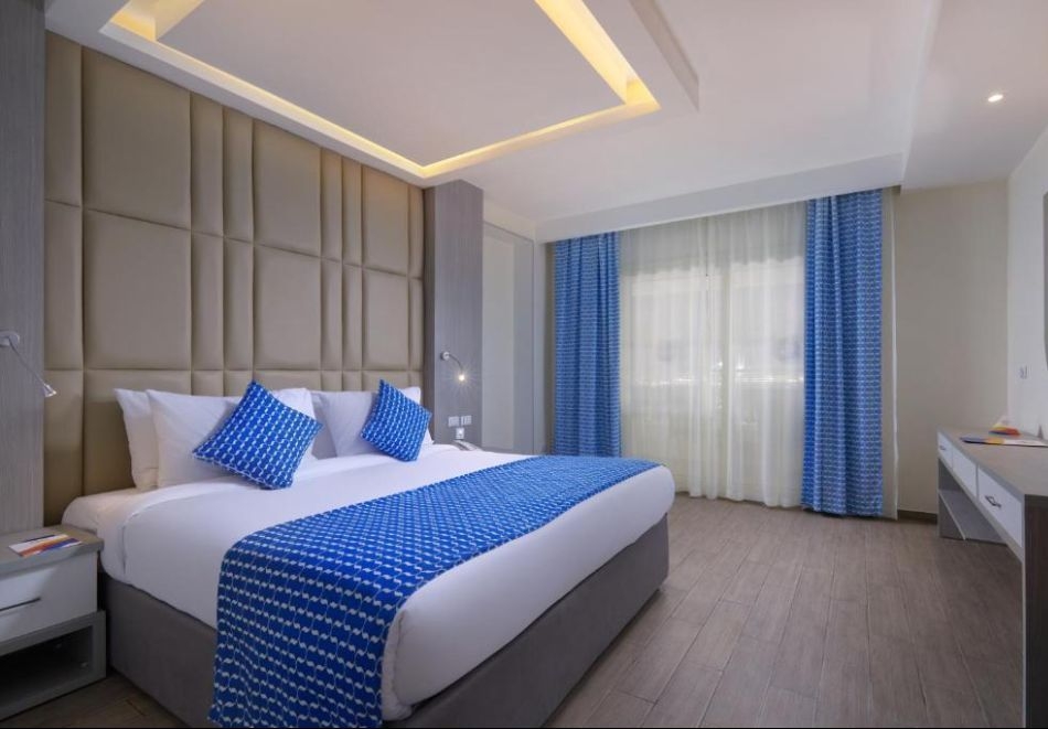 Екскурзия до Кайро и Хургада, Египет: Полет от София + 6 нощувки на човек на All Inclusive в BELLAGIO BEACH RESORT & SPA 5* + 1 нощувка със закуска и вечеря + посещение на пирамидите и Историческия музей, снимка 8