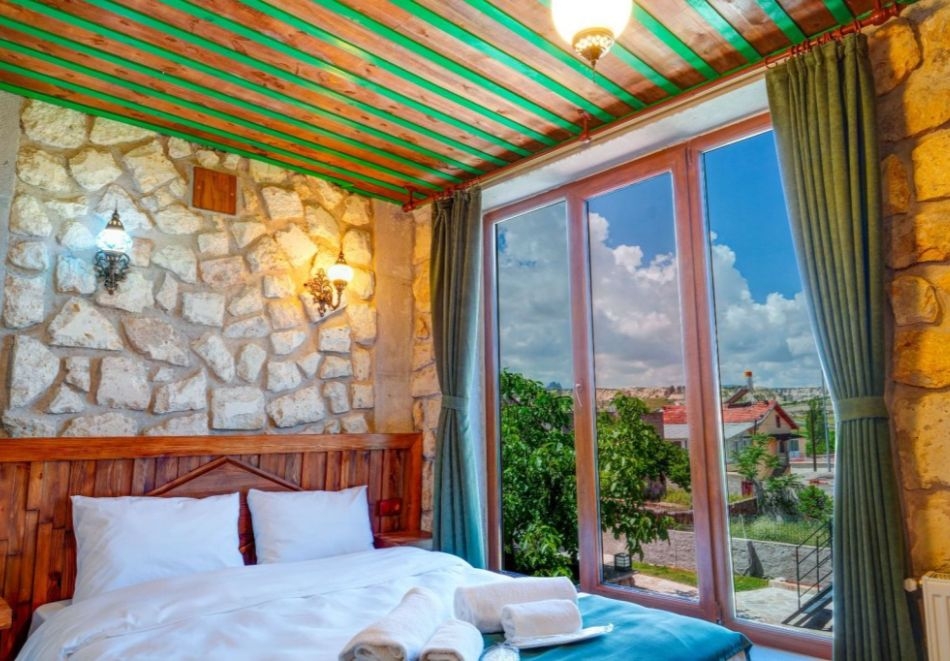 Екскурзия до Кападокия, Турция: Полет от София + 3 или 4 нощувки на човек със закуски в NISSA CAVE + екскурзия до крепостта Учхисар Калеси и Аванос, снимка 4